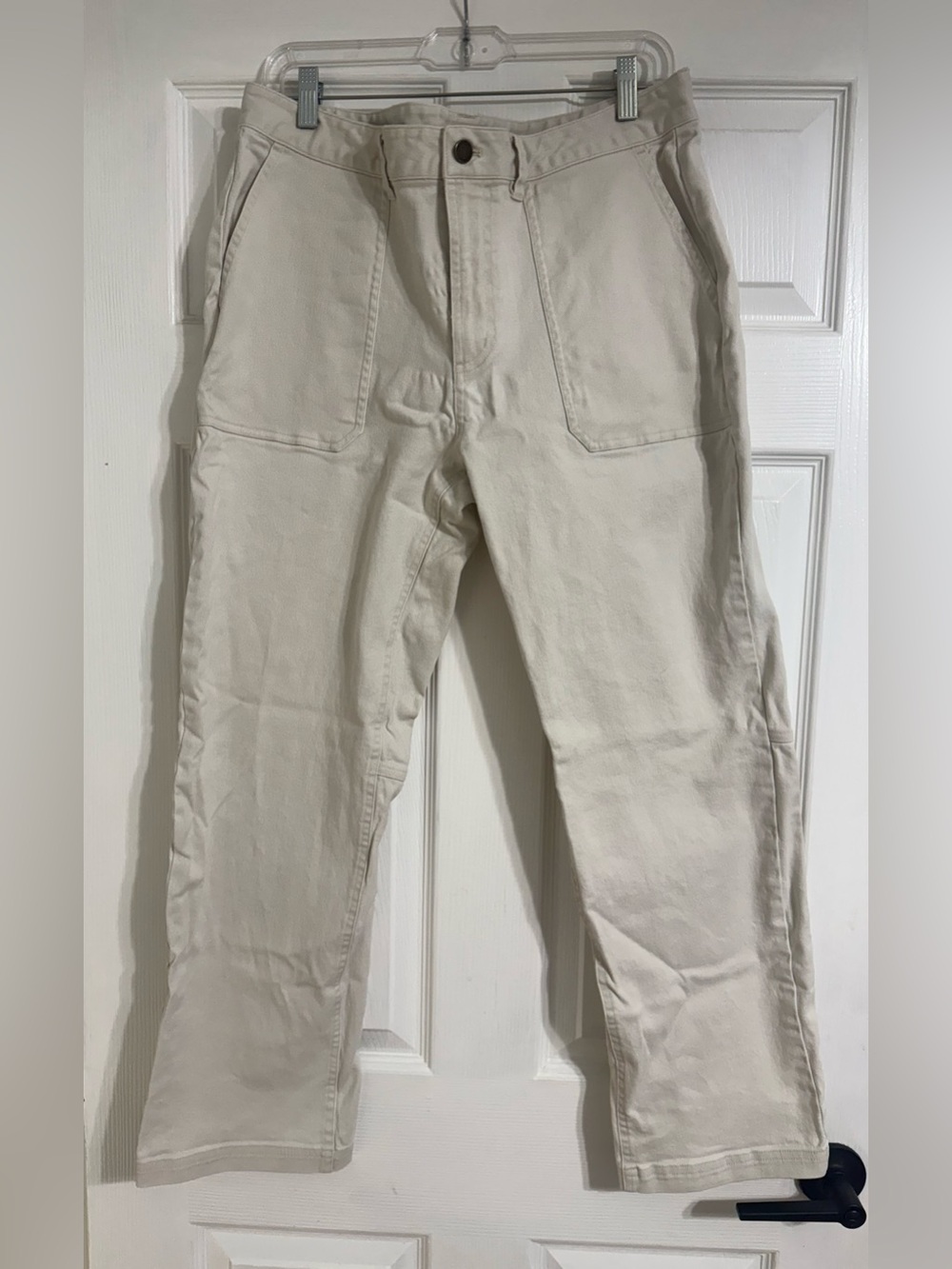 Women's Cream Straight-Leg Chino Pants with Patch Pockets